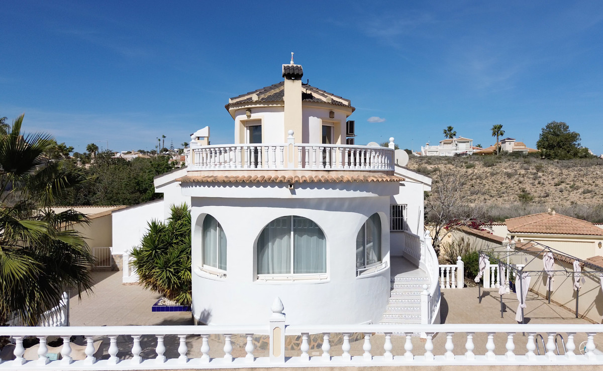 Villa in Rojales - view 1