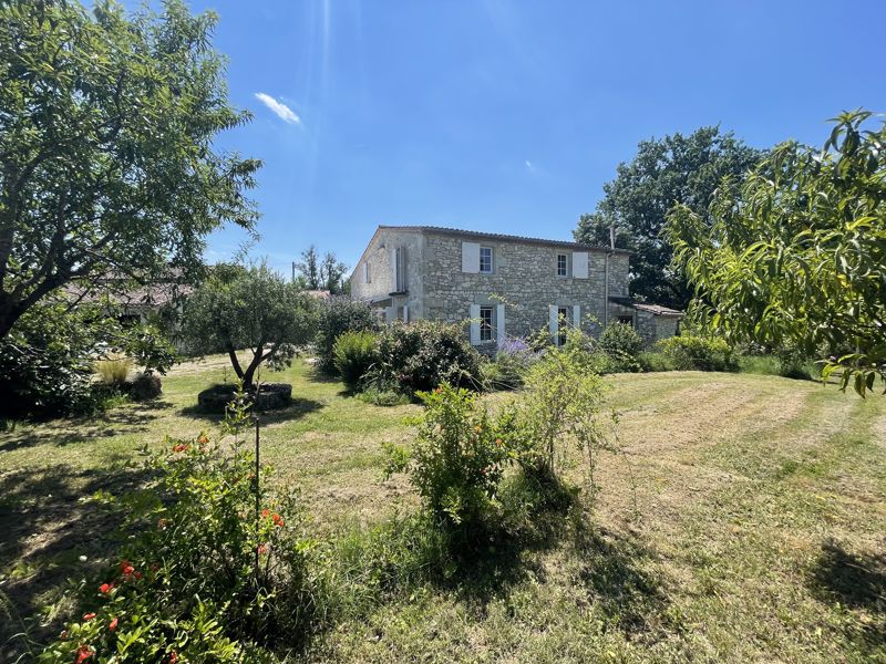 House in Duras - view 1