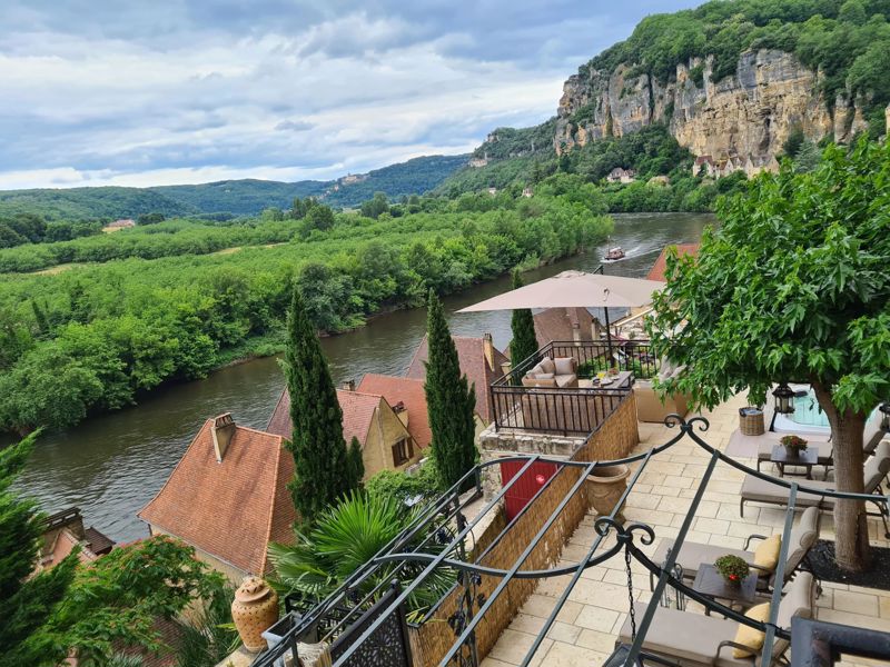 House in La Roque-Gageac - view 1