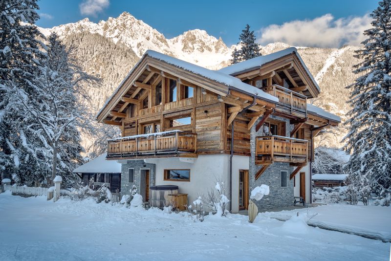 Chalet in Chamonix-Mont-Blanc - view 1