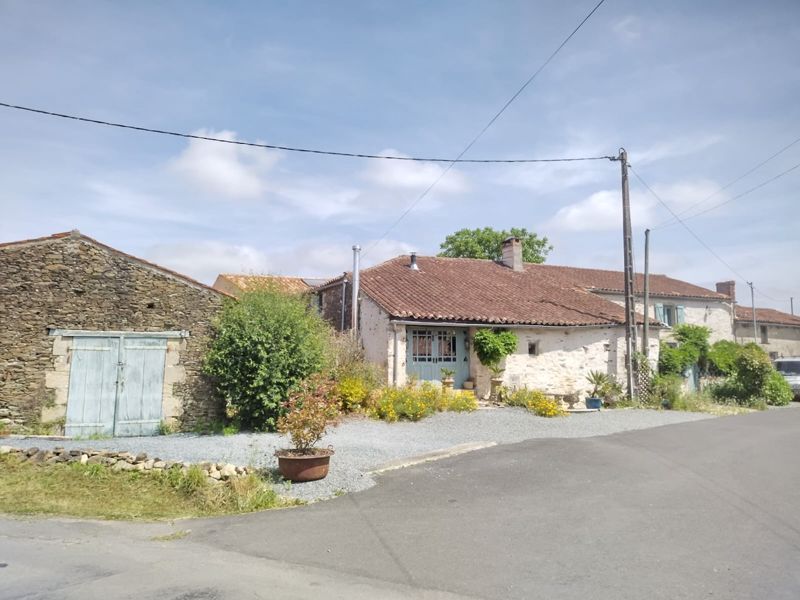 House in Vouvant - view 1