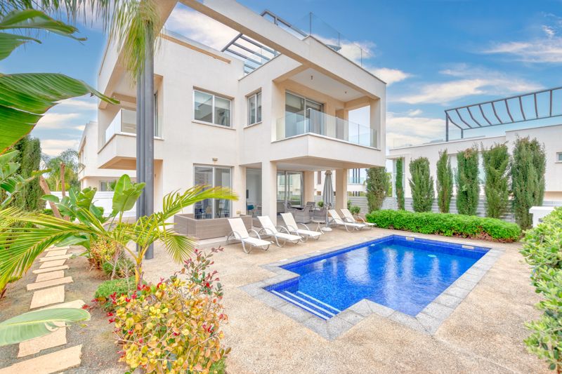 Villa in Livadia - view 1