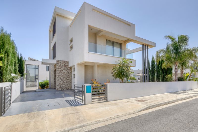 Villa in Livadia - view 1