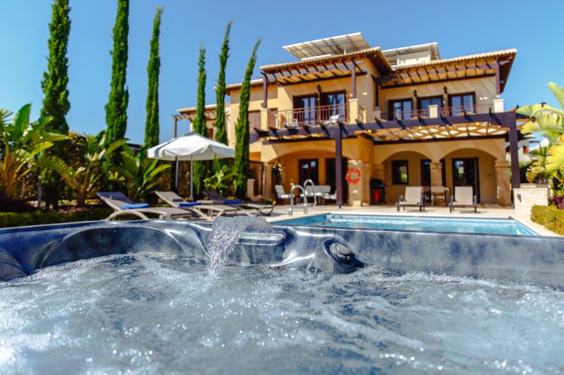 Villa in Kouklia - view 1