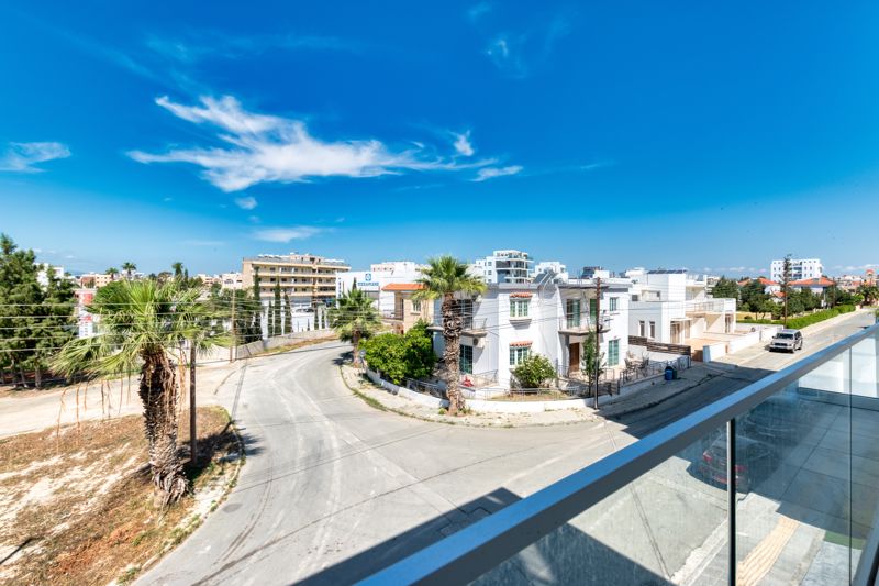 Apartment in Larnaca - view 1