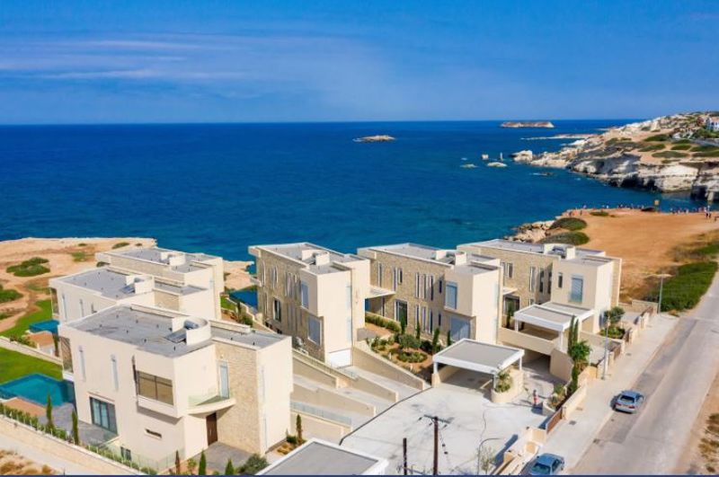 Villa in Pegeia - view 1