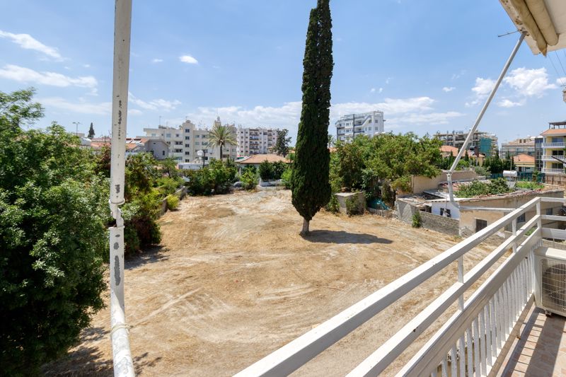 Apartment in Larnaca - view 1