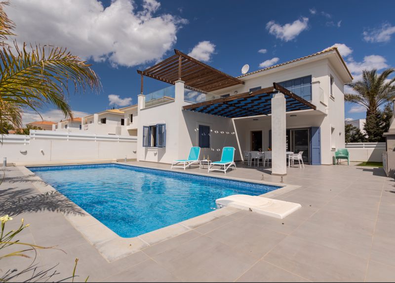 Villa in Perivolia - view 1