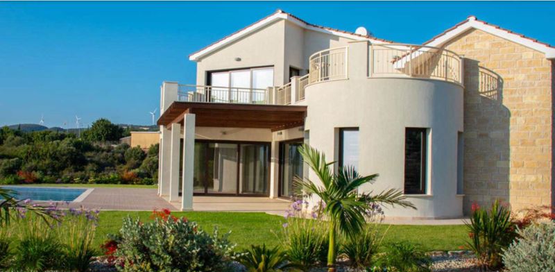 Villa in Kouklia - view 1
