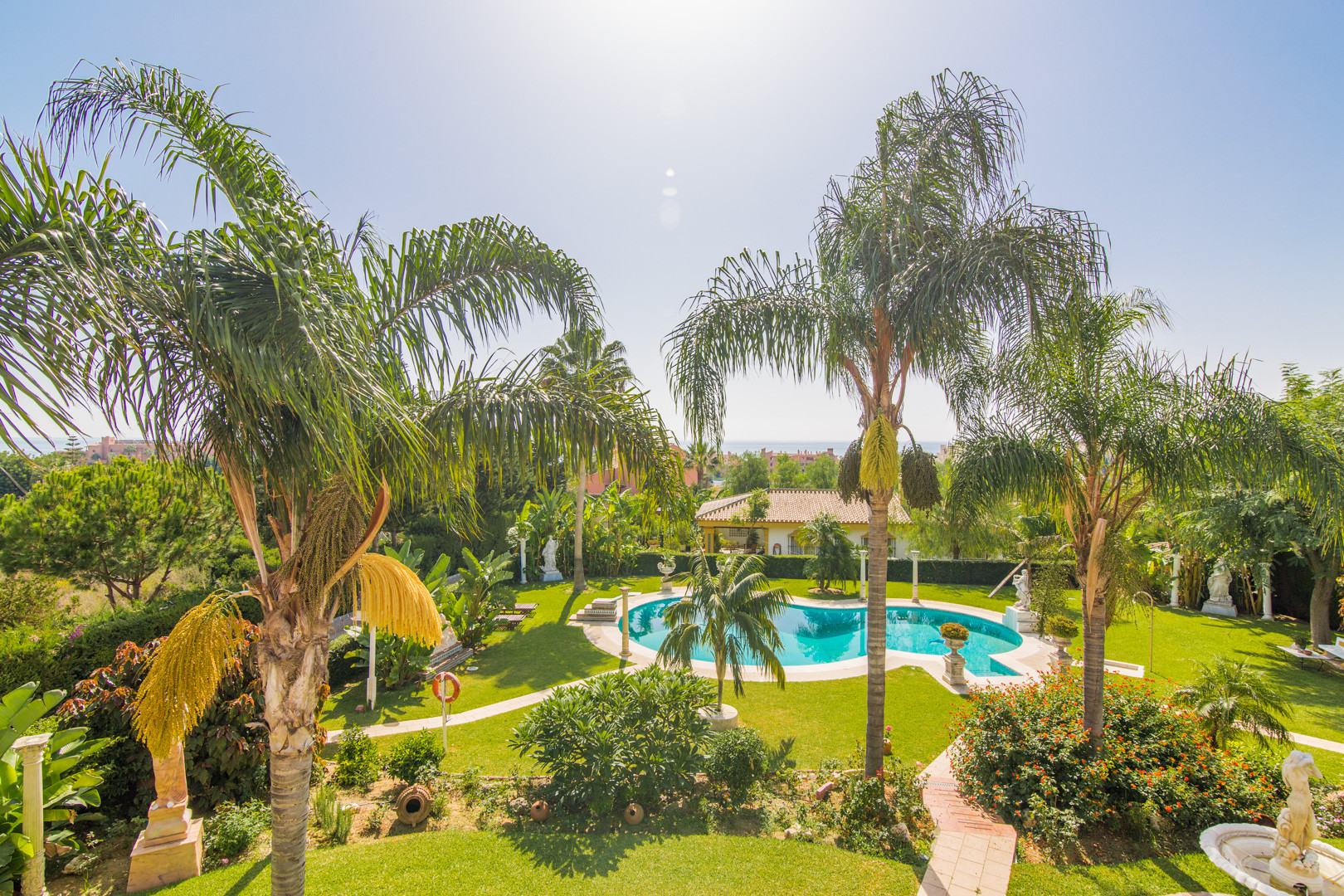 Villa in Atalaya Isdabe - view 1