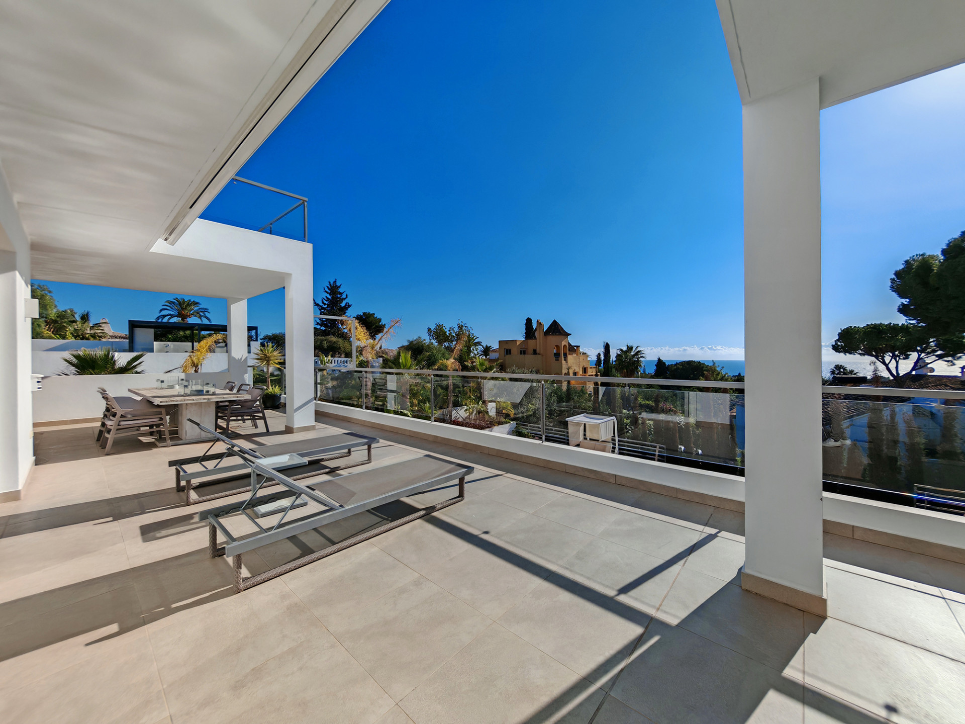 Villa in Marbella - view 1