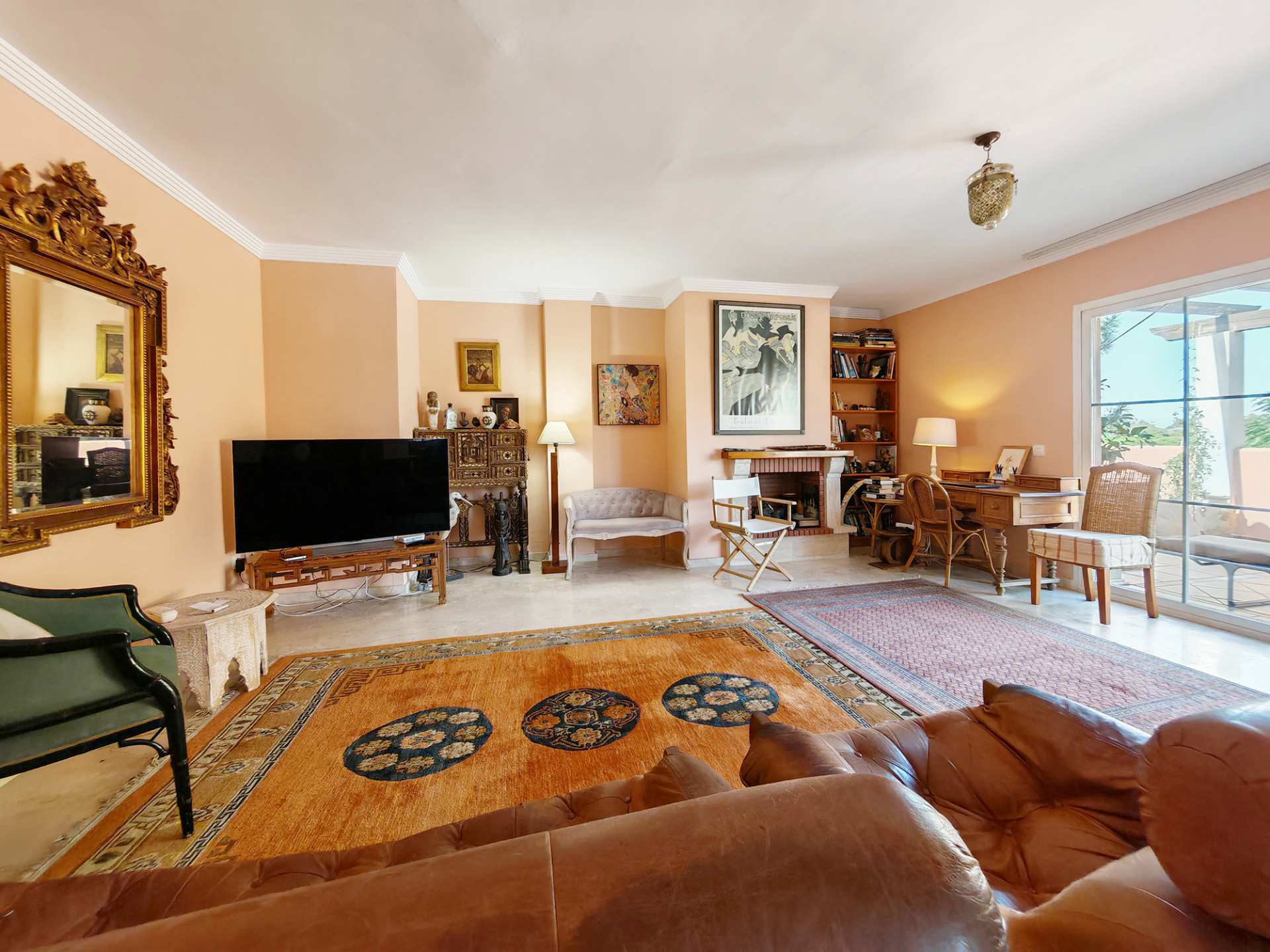 Penthouse in Artola - view 1