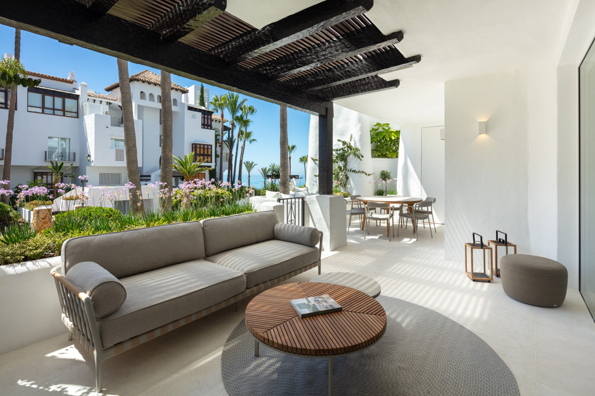 Apartment in Marbella - view 1