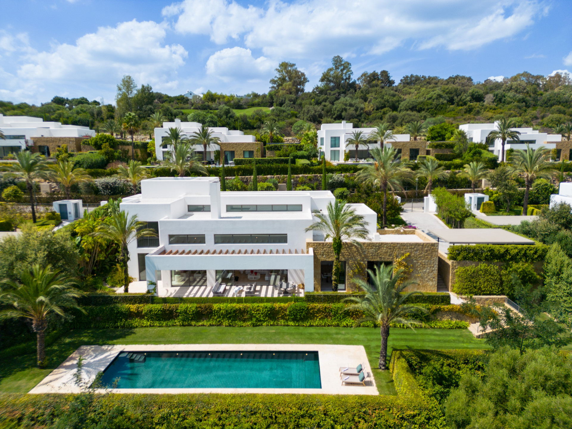 Villa in Casares - view 1
