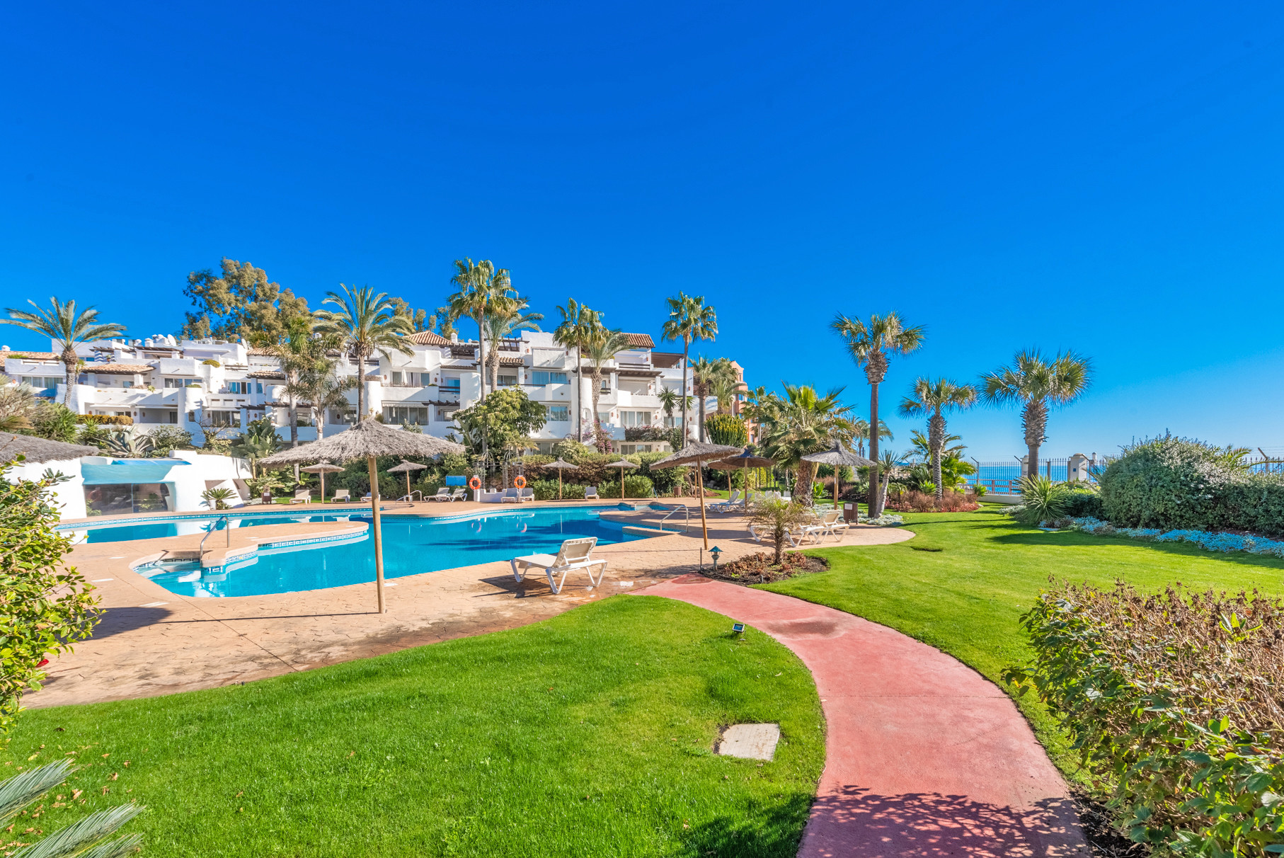 House in Marbella - view 1