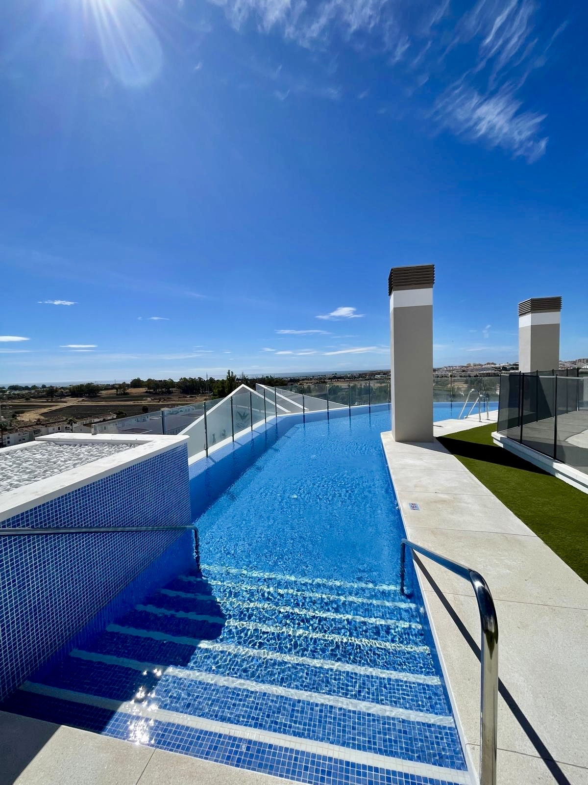 Apartment in Nueva Andalucia - view 1