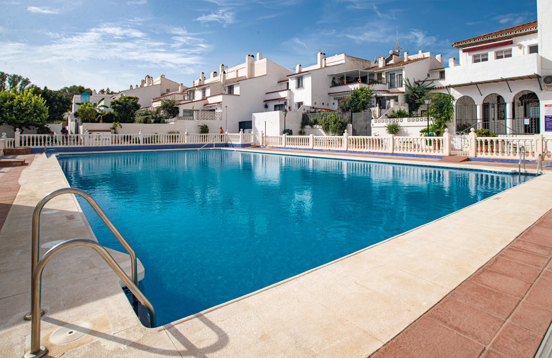 House in Estepona - view 1