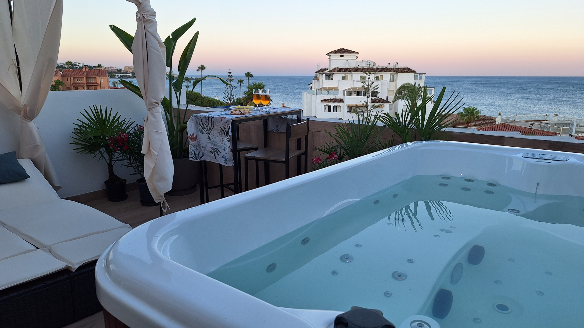 House in Estepona - view 1