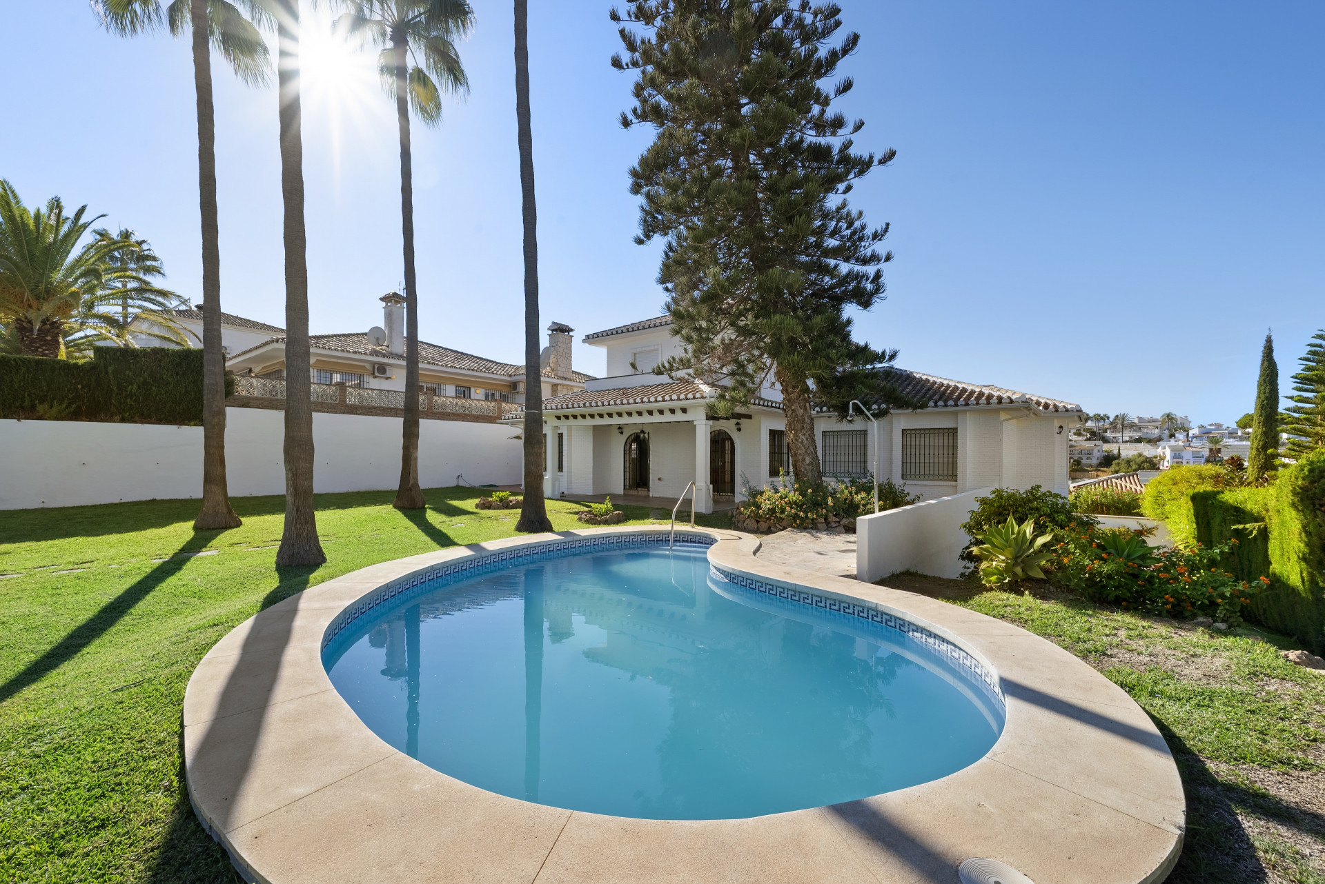 Villa in Mijas Costa - view 1