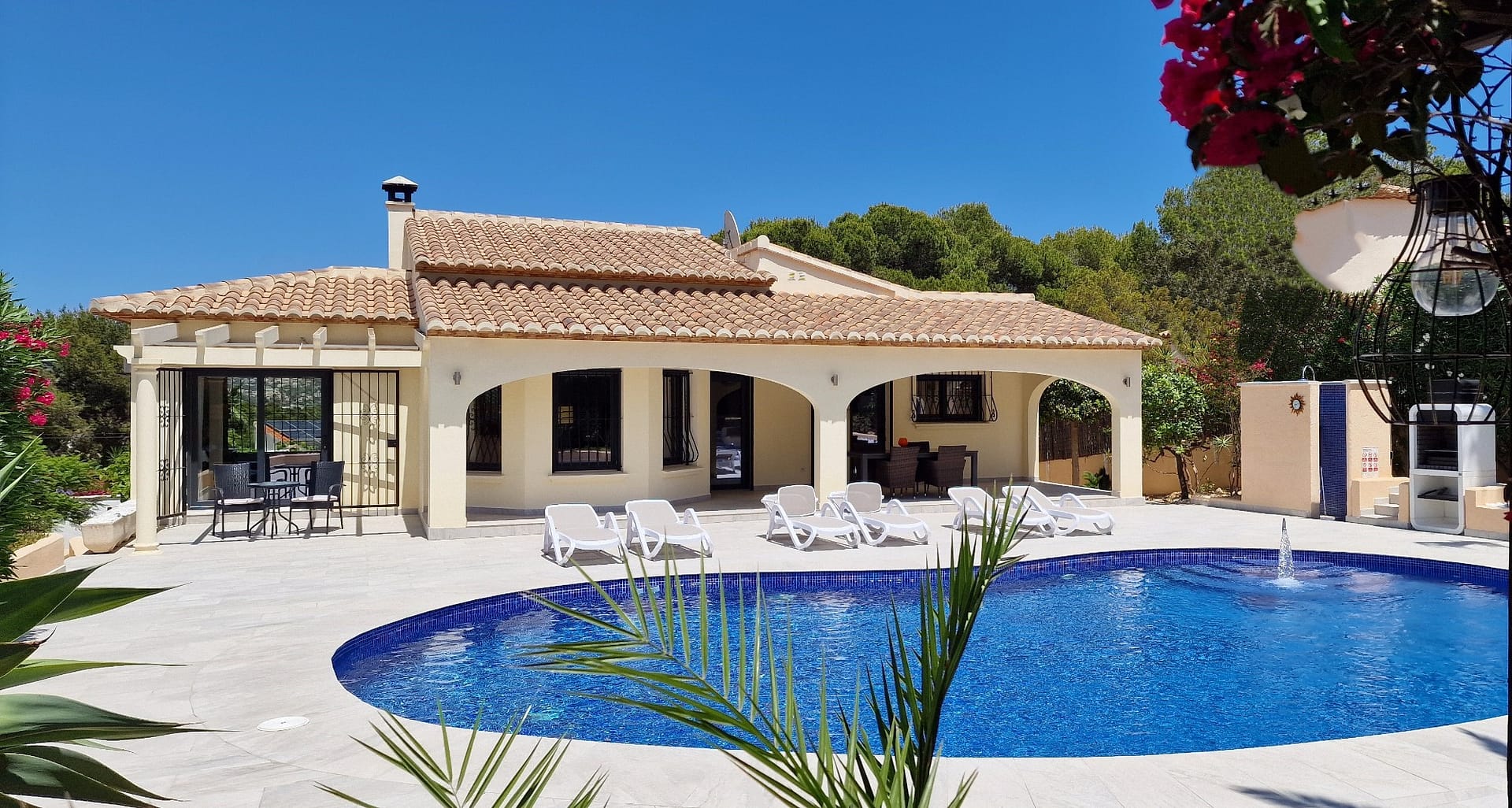 Villa in Sant Joan d'Alacant - view 1