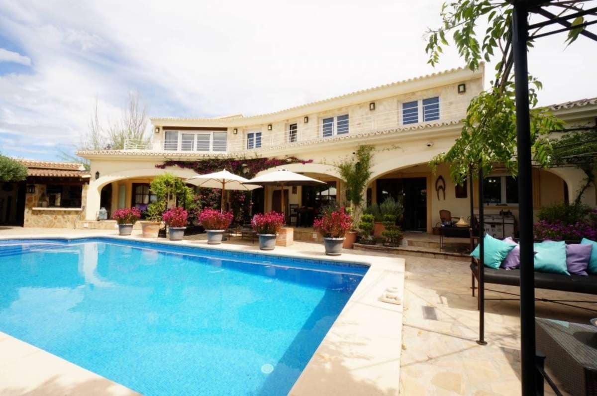 Villa in Calp - view 1