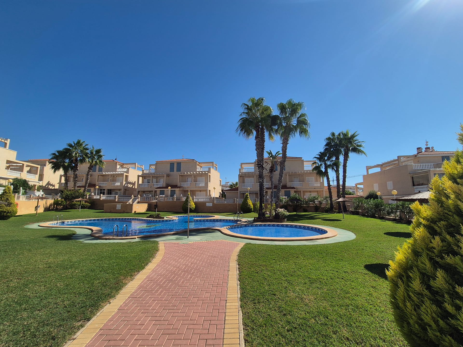 Apartment in Punta Prima - view 1
