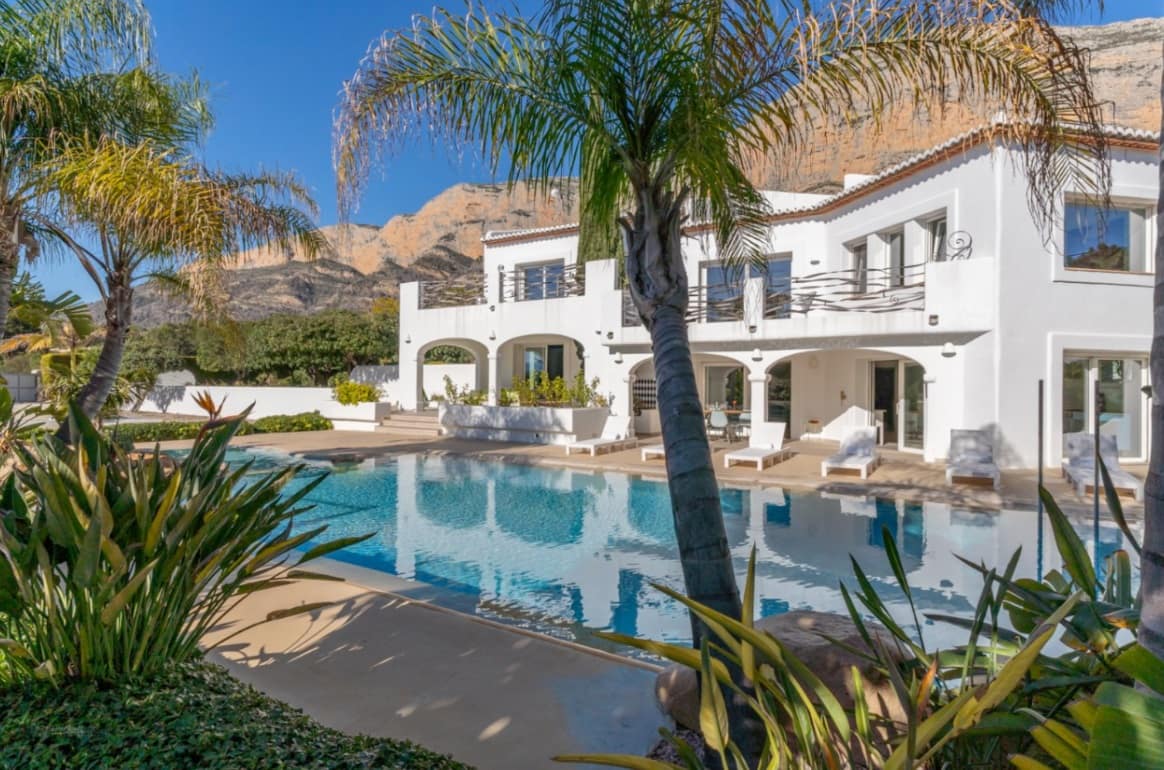 Villa in Javea - view 1