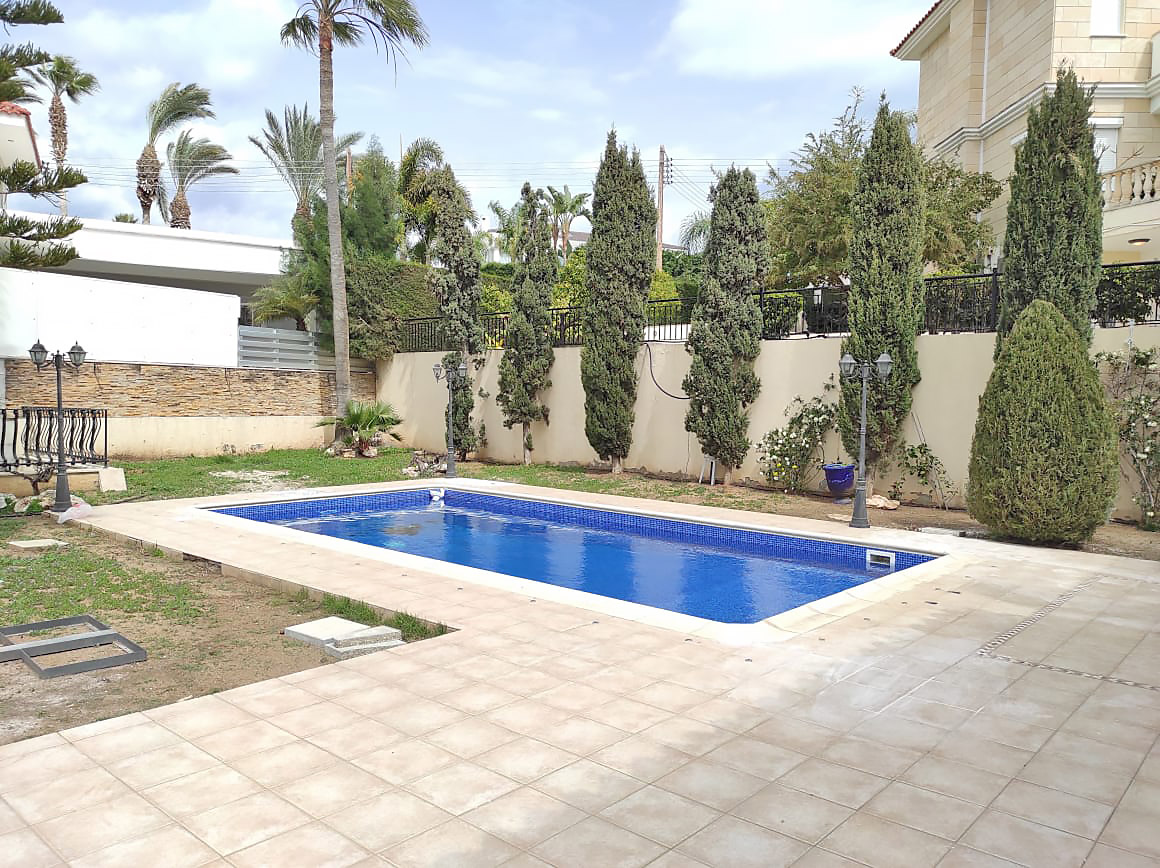 Villa in Agios Tychon - view 1