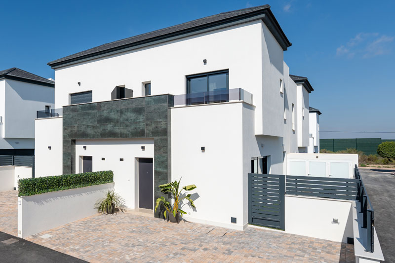 Villa in Alicante - view 1