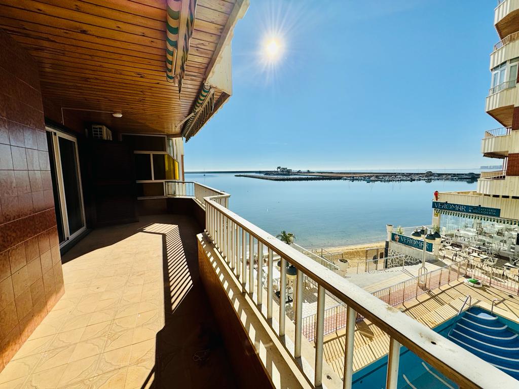Apartment in Alicante - view 1