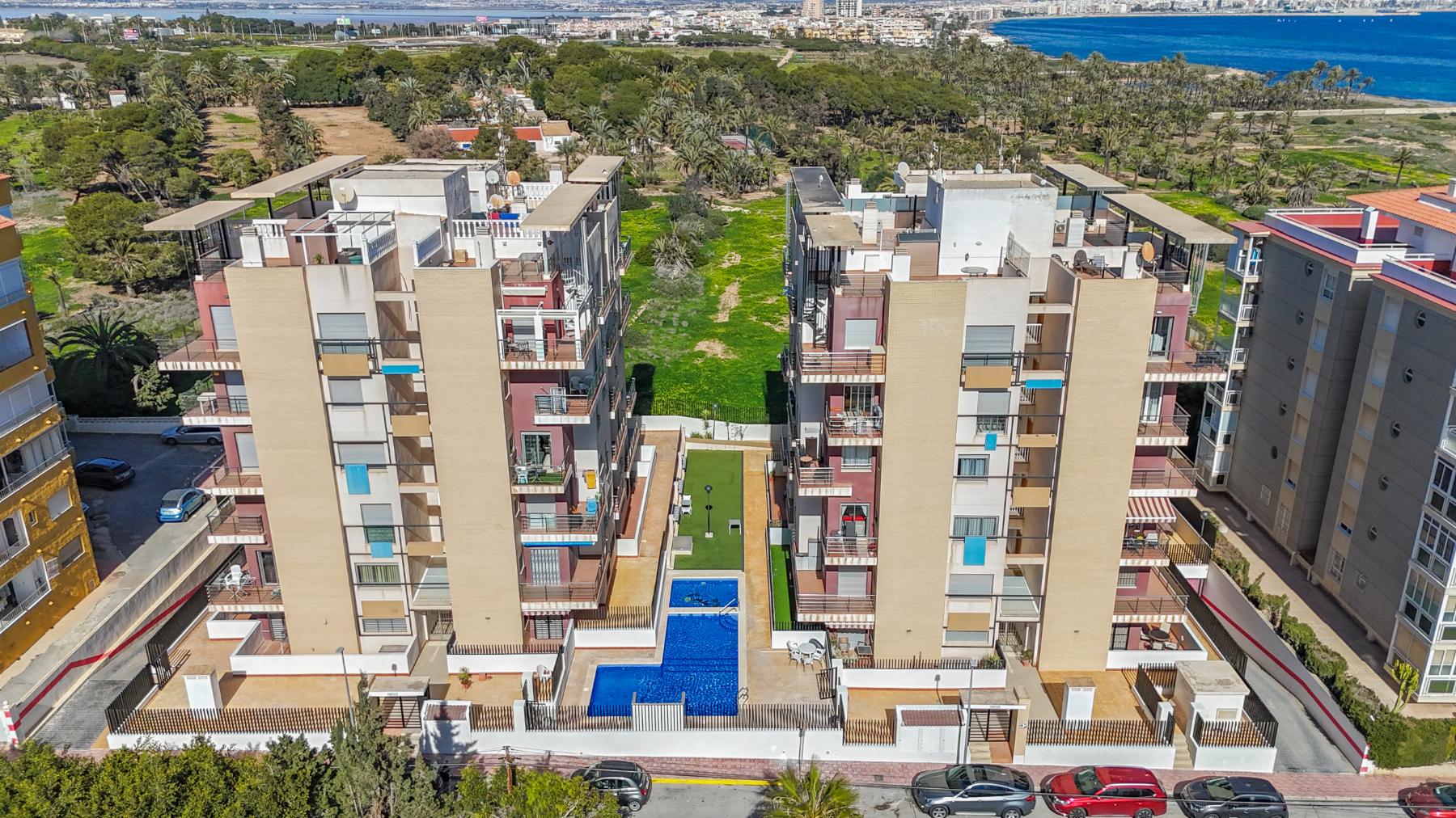 Apartment in Alicante - view 1