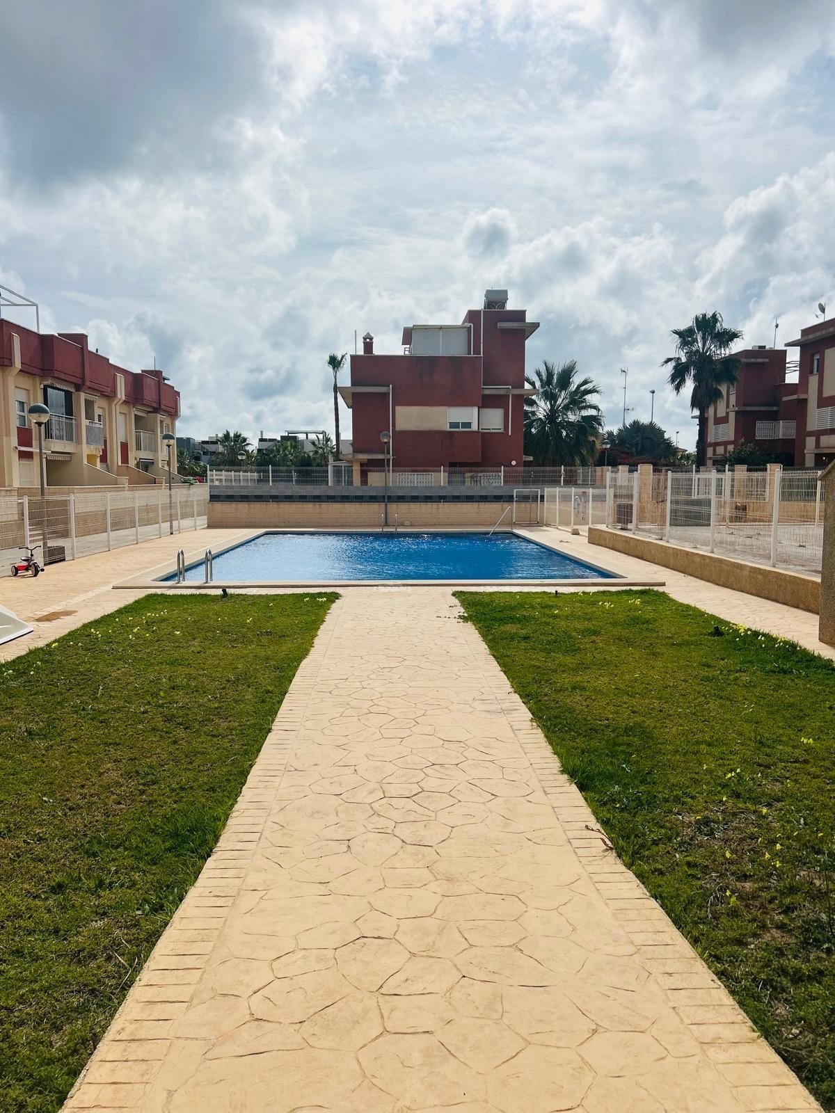 Apartment in Alicante - view 1