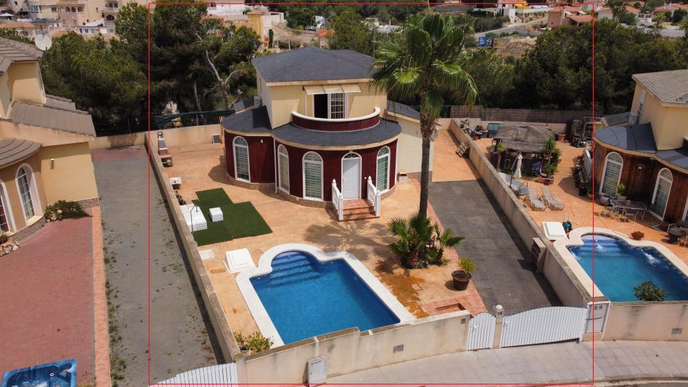 Villa in Alicante - view 1
