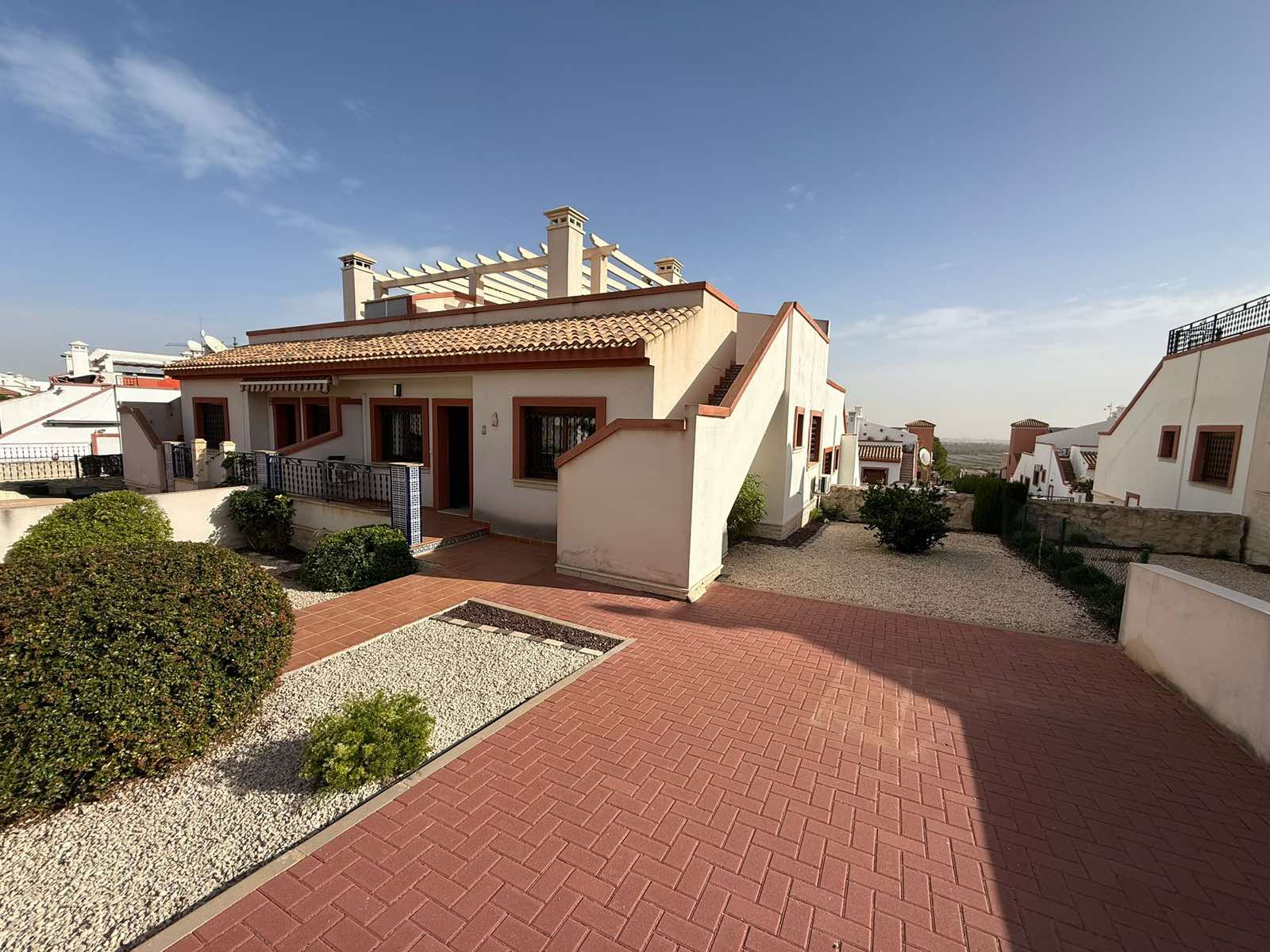 Villa in San Miguel de Salinas - view 1