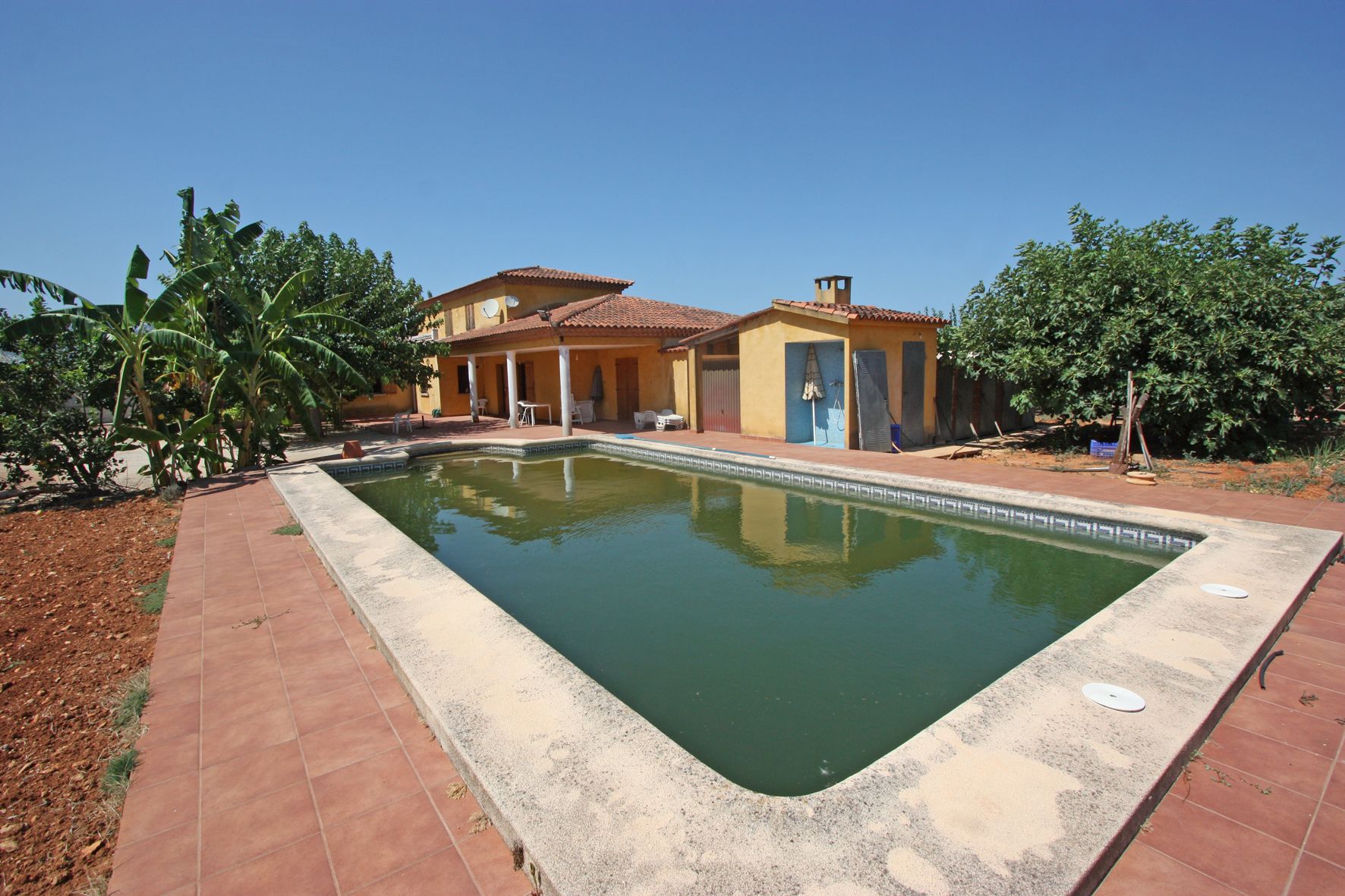Villa in Alicante - view 1