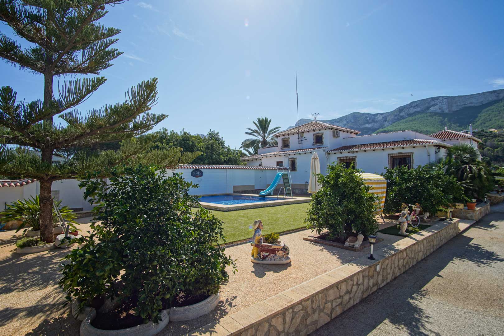 Villa in Denia - view 1