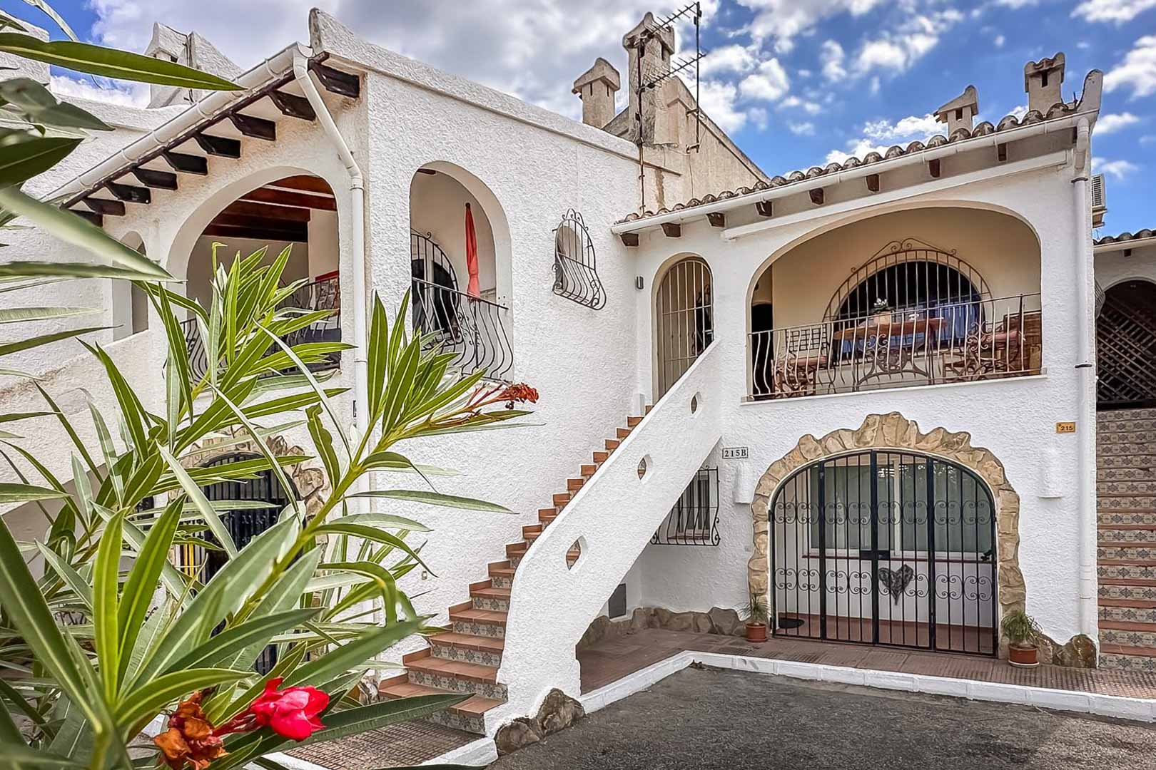 Apartment in Moraira - view 1