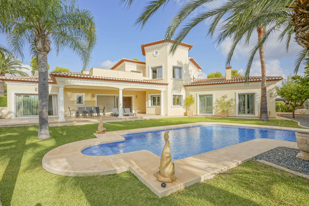 Villa in Fanadix - view 1