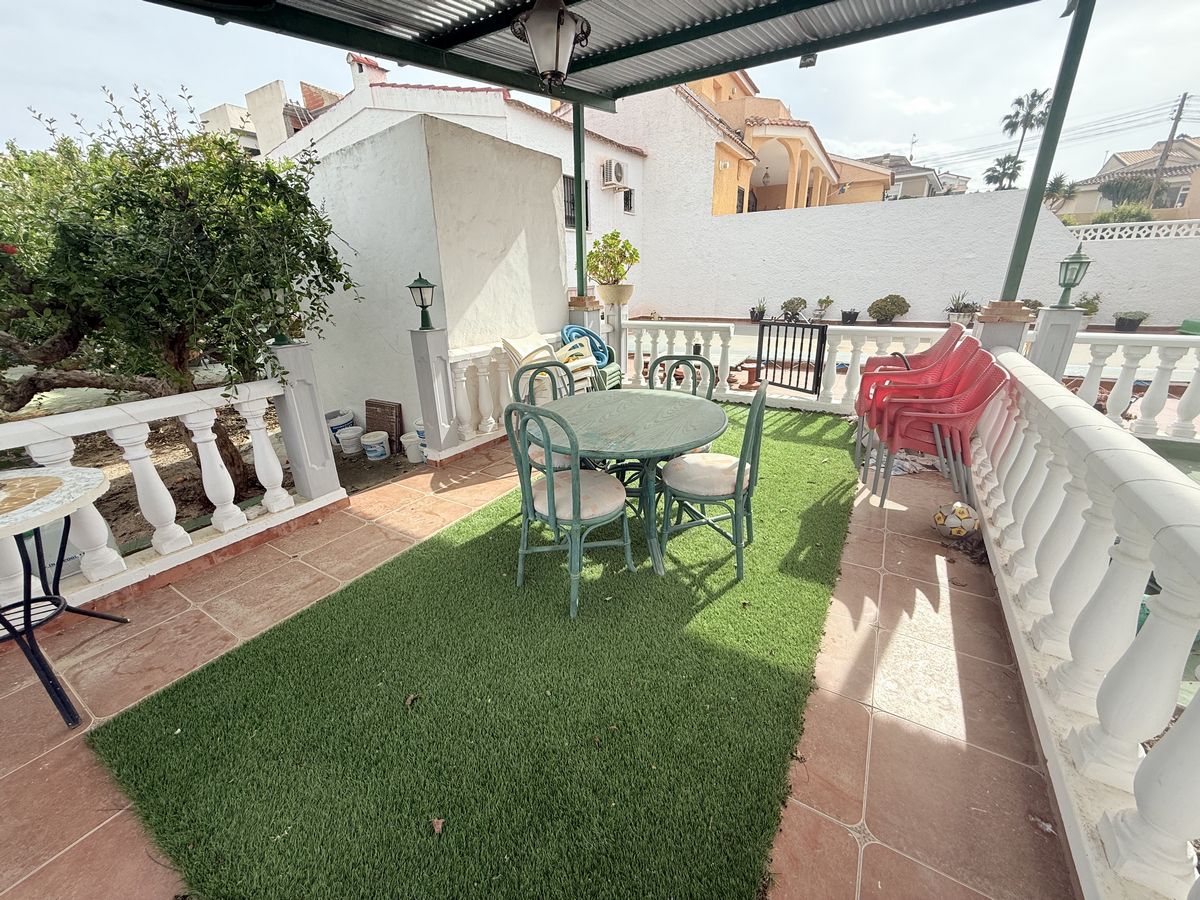 House in Benijofar - view 1