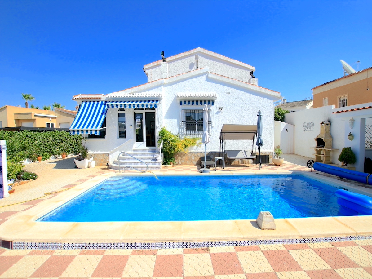 Villa in Ciudad Quesada - view 1
