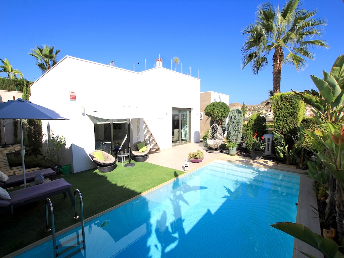 Villa in Benijofar - view 1