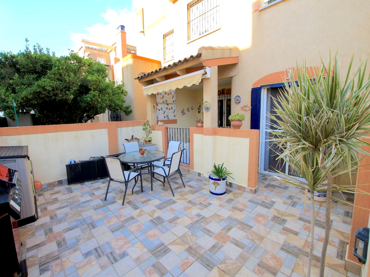 Apartment in La Zenia - view 1