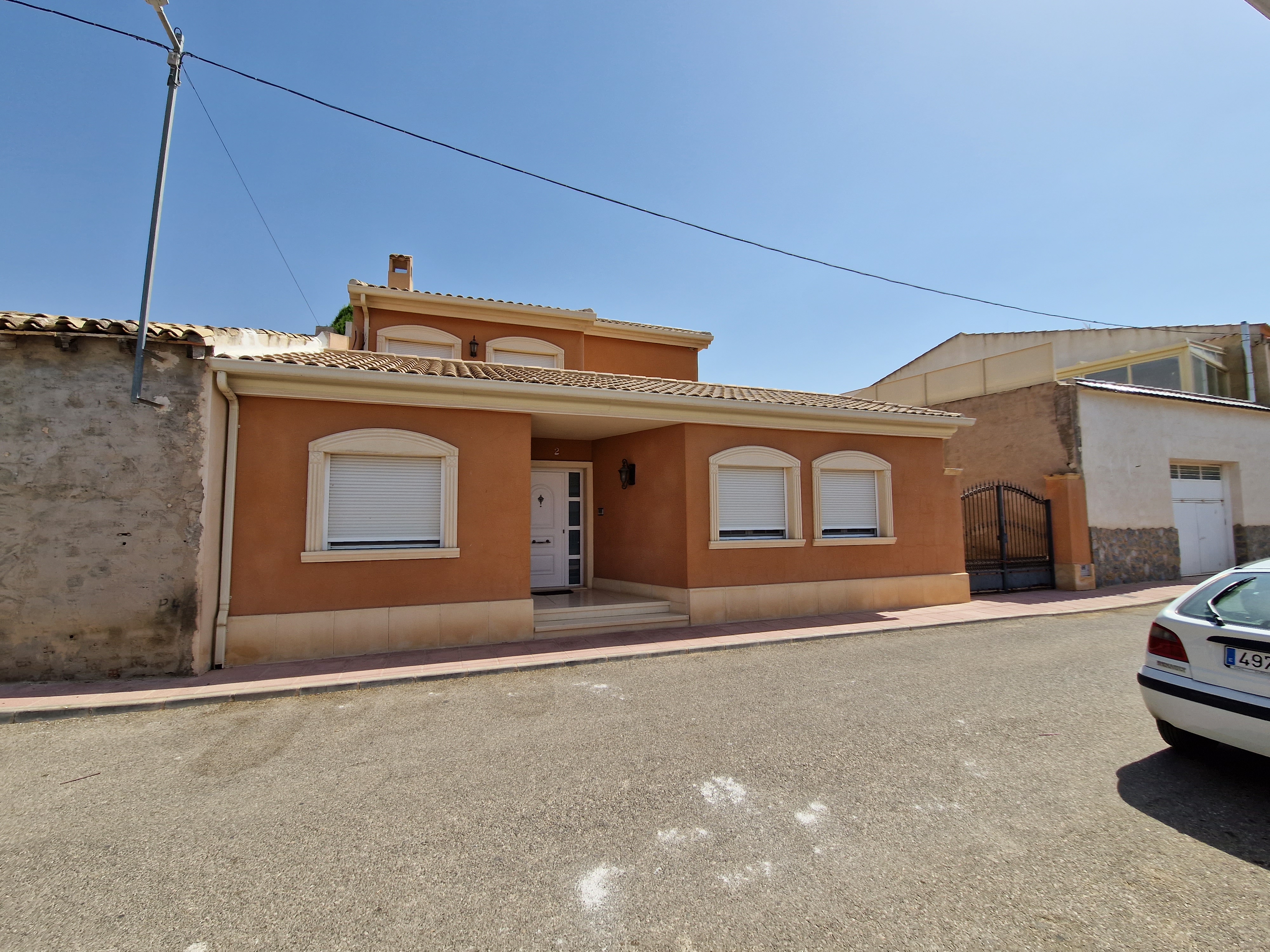 House in Alicante - view 1