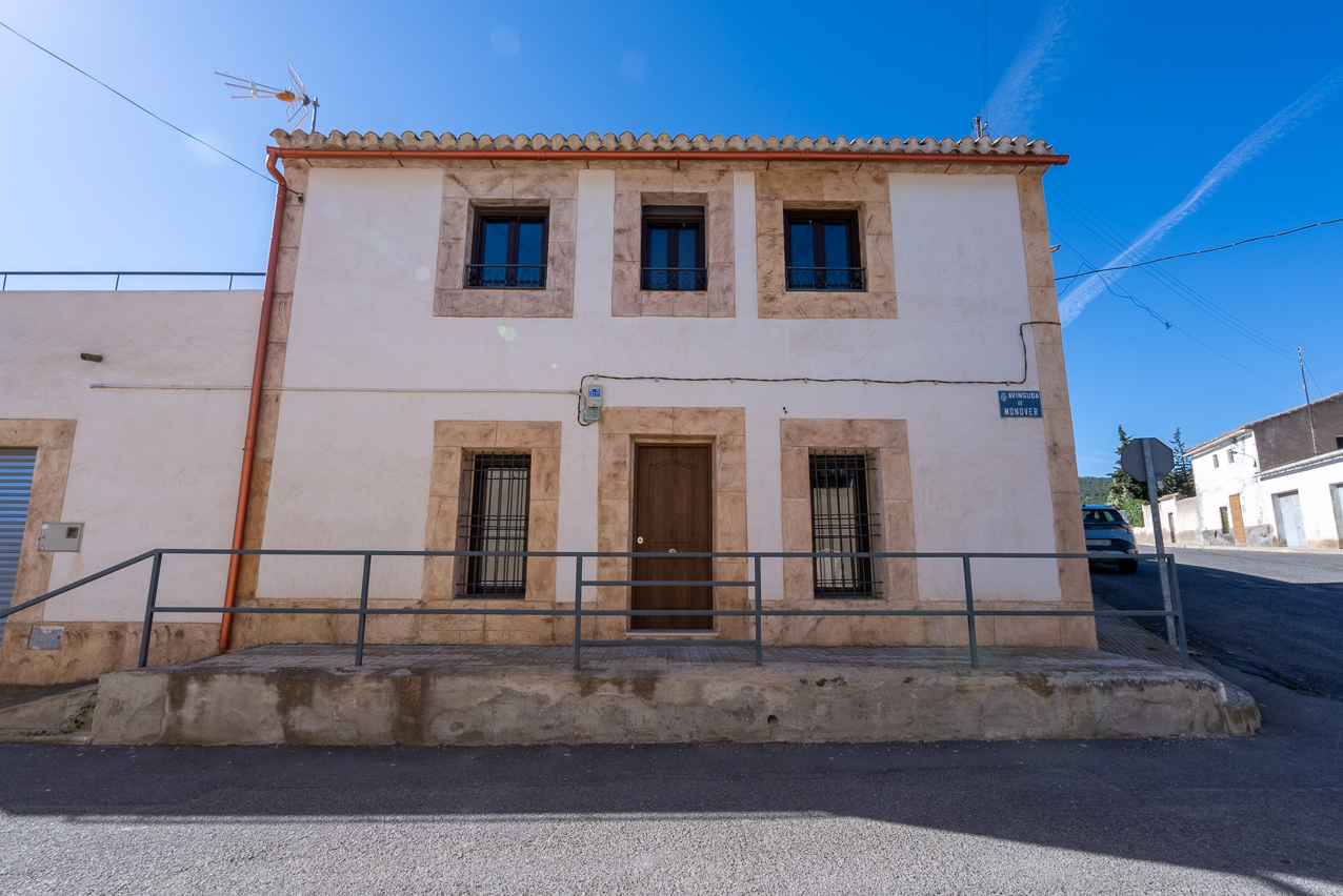 House in Alicante - view 1