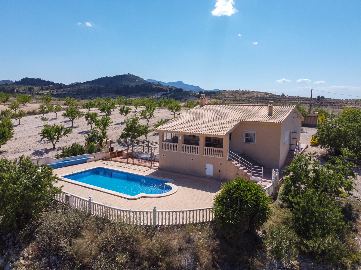 Villa in La Zarza - view 1