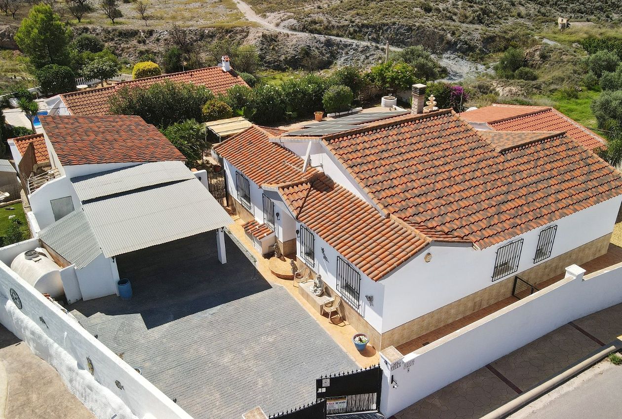 Villa in Almeria - view 1