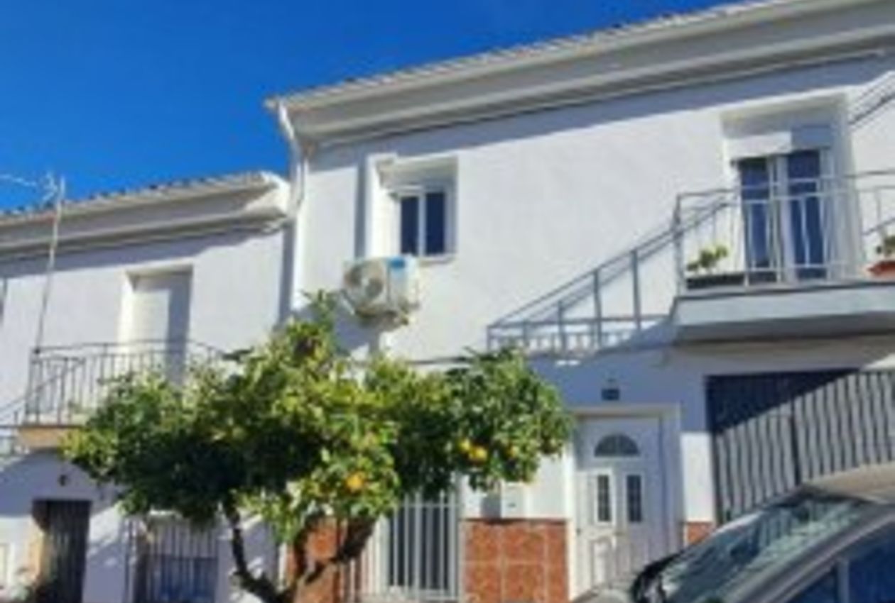 House in La Guardia de Jaen - view 1