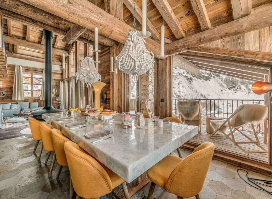 Apartment in Val-d'Isere - view 1