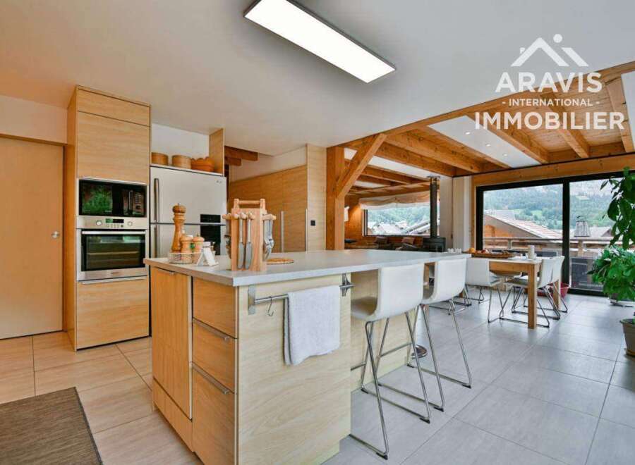 Villa in Saint-Jean-de-Sixt - view 1