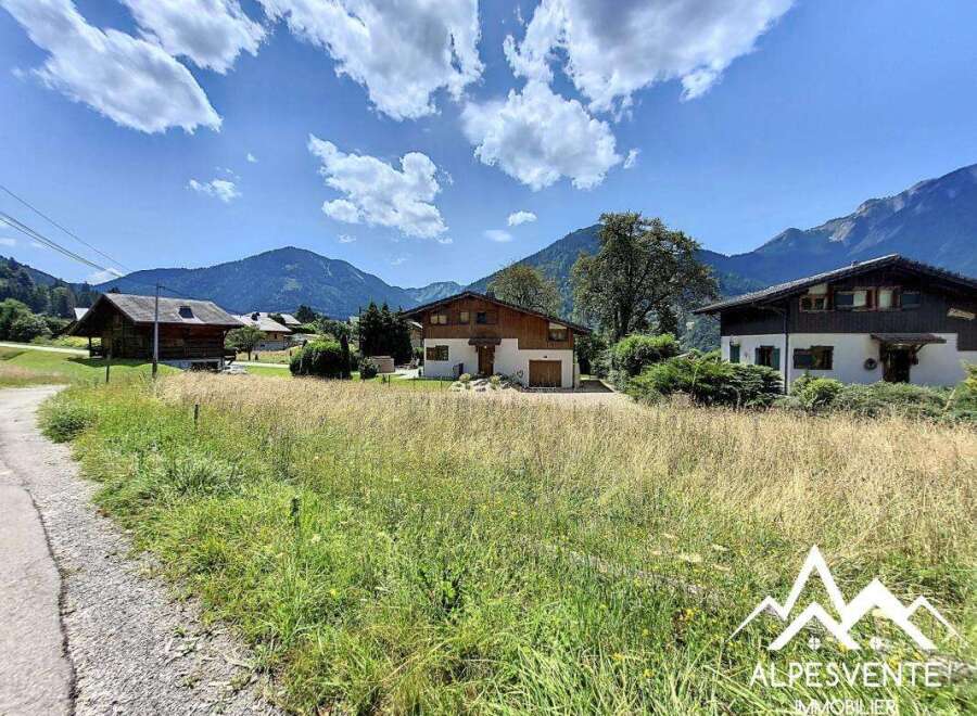 Land in Le Biot - view 1